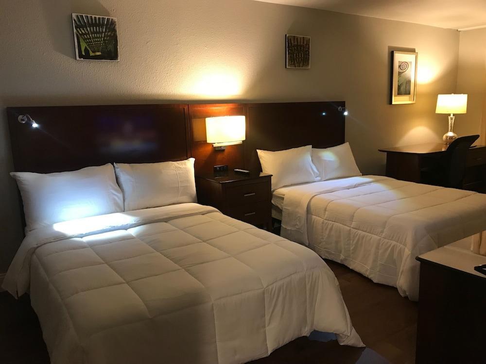 Amco Hotel & Suites- Fort Hood Килийн Екстериор снимка