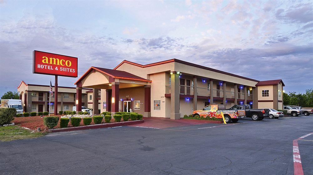 Amco Hotel & Suites- Fort Hood Килийн Екстериор снимка