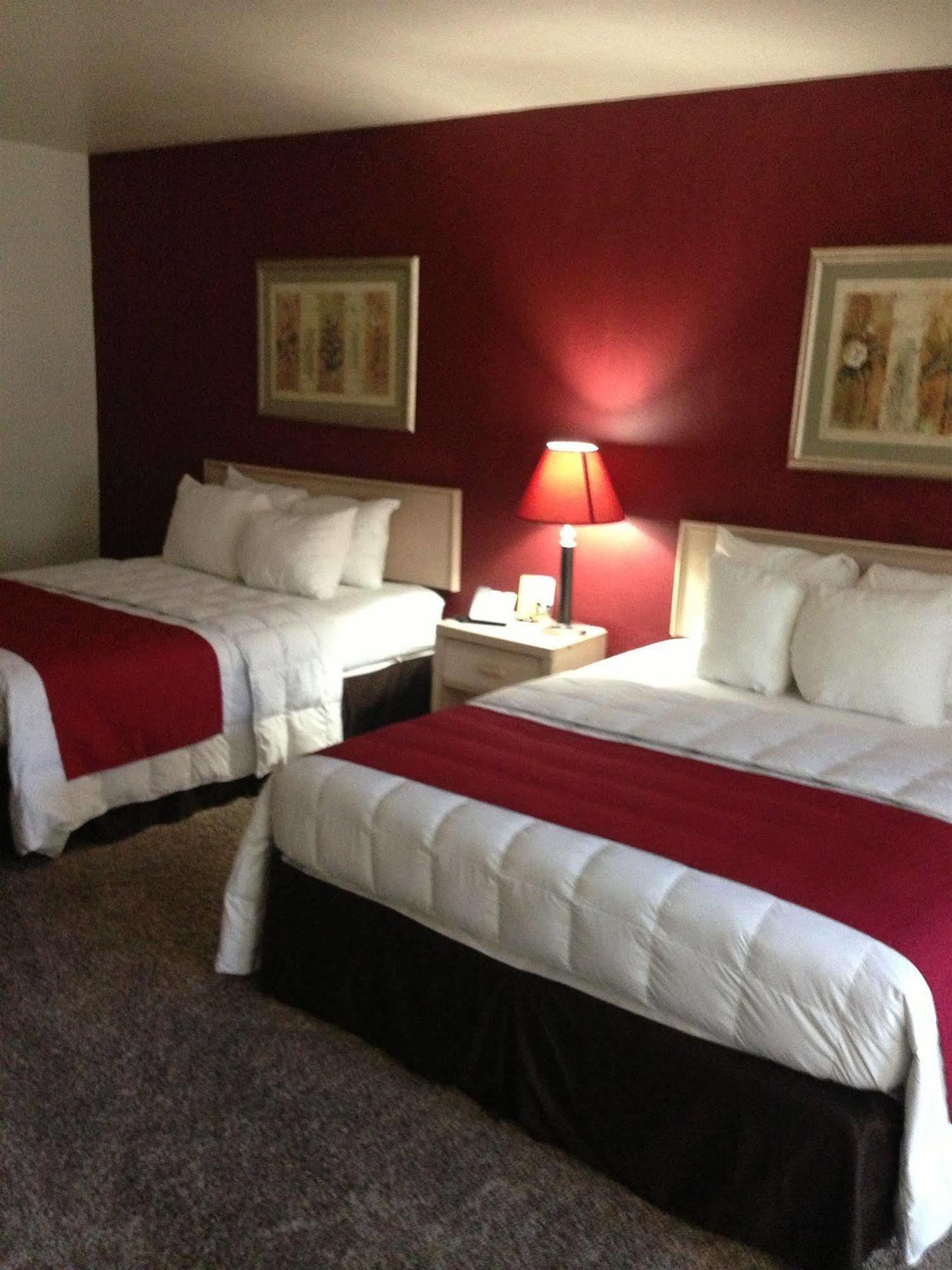 Amco Hotel & Suites- Fort Hood Килийн Екстериор снимка